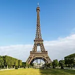 2 Rooms, 6Th Arrondissement, Bright, View Of Invalides